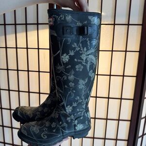 Hunter Floral Tall Rain Boots in Charcoal and Light Gray